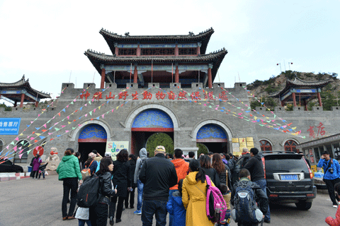 恒鑫化工祝新老客戶生意紅火火火，身體健康，萬事如意！